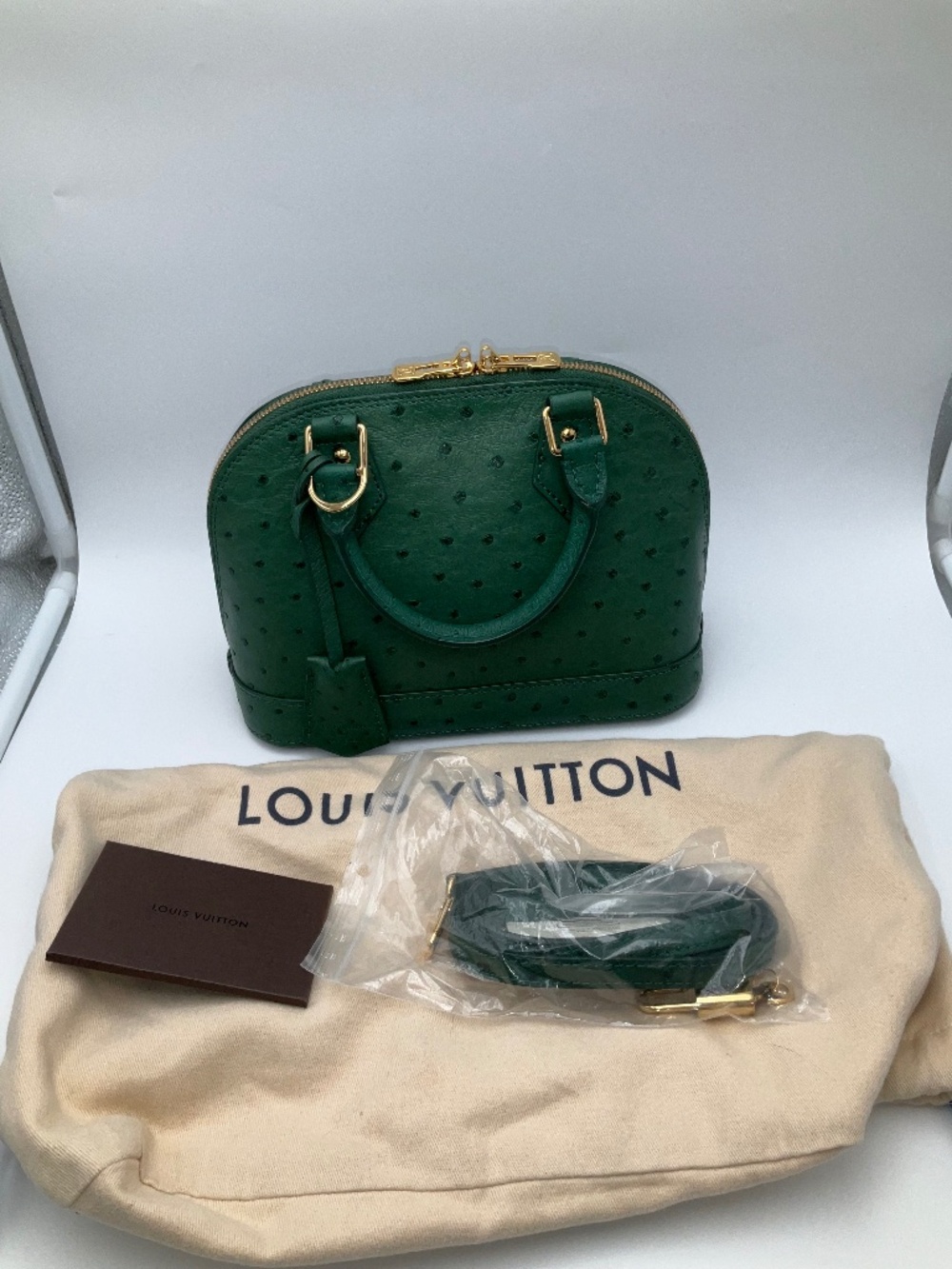Louis Vuitton Alma BB Menthe Green W/ Gold HW Strap Padlock And Keys N91233
